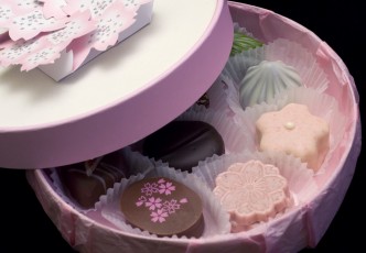 Japanese Valentine's Day Brings Star Wars, Gudetama and Tanuki Together