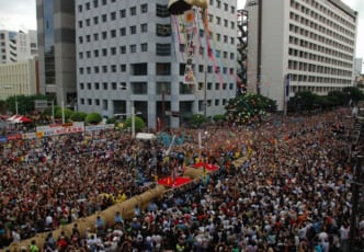 Get Crazy at the World's Biggest Tug-of-War in Okinawa!